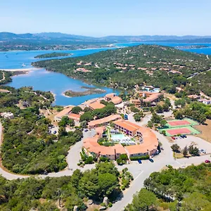 Felix - Costa Serena Apart-hotel